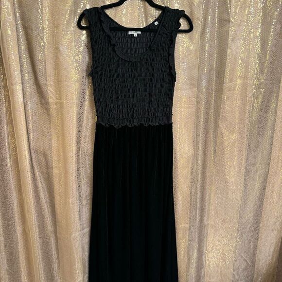 Max Studio London Georgette Black Smocked Velvet Goth Maxi Dress Med - Picture 1 of 10
